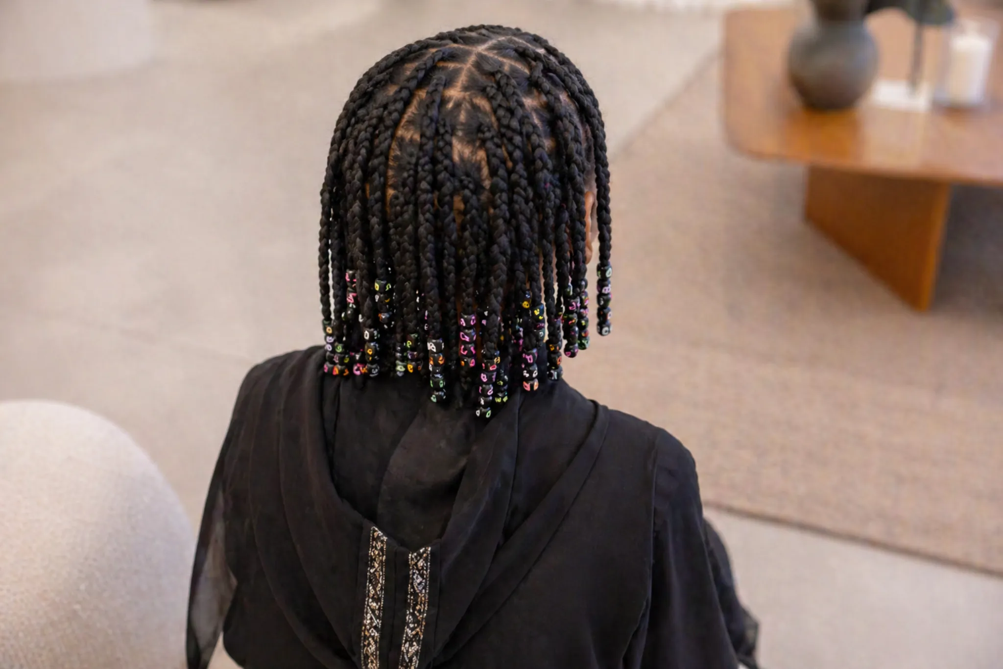 Coiffures adultes — tresses, vanilles, locks